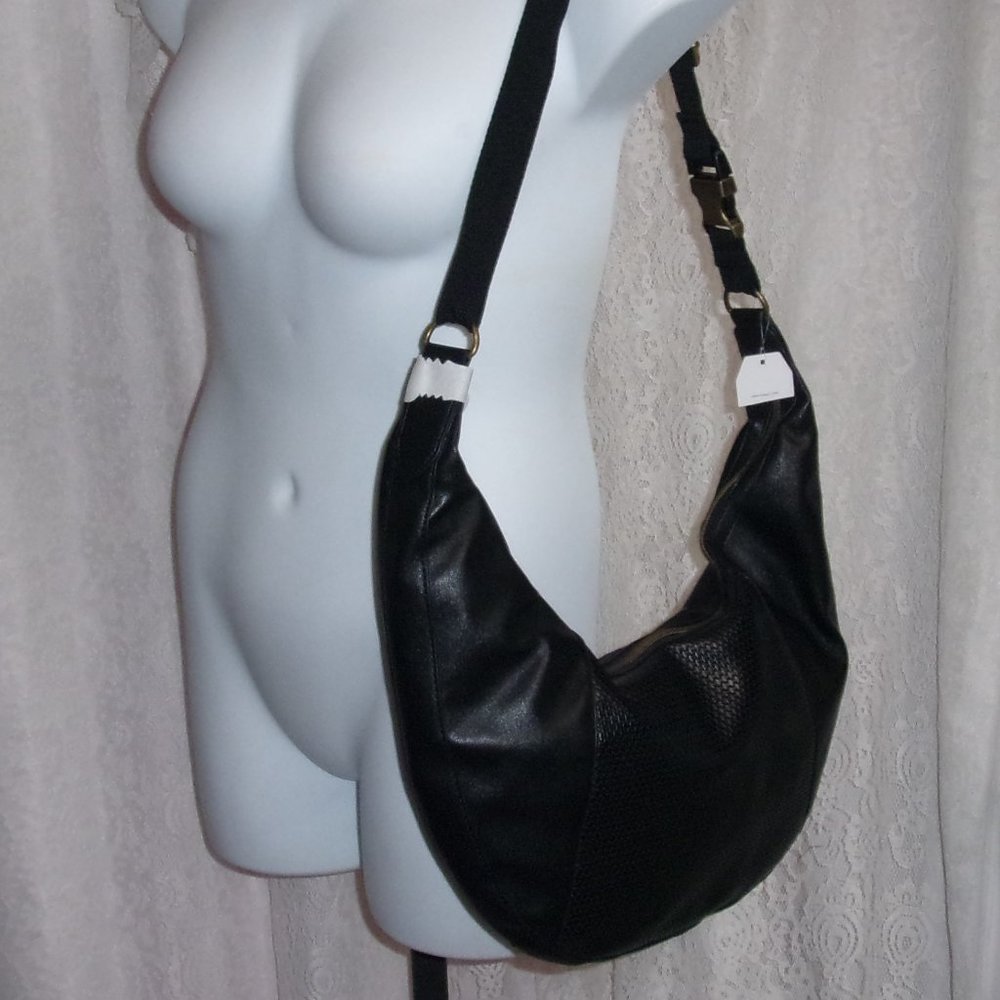 Black Shoulder Handbag Sak Hobo Adjustable Straps NWT